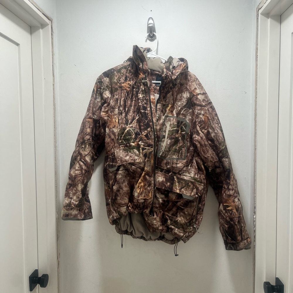 Cabela's Earth-Toned Outdoor Apparel